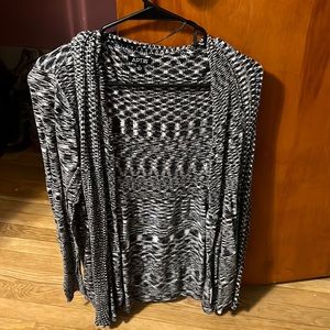 APT9. Gently used condition